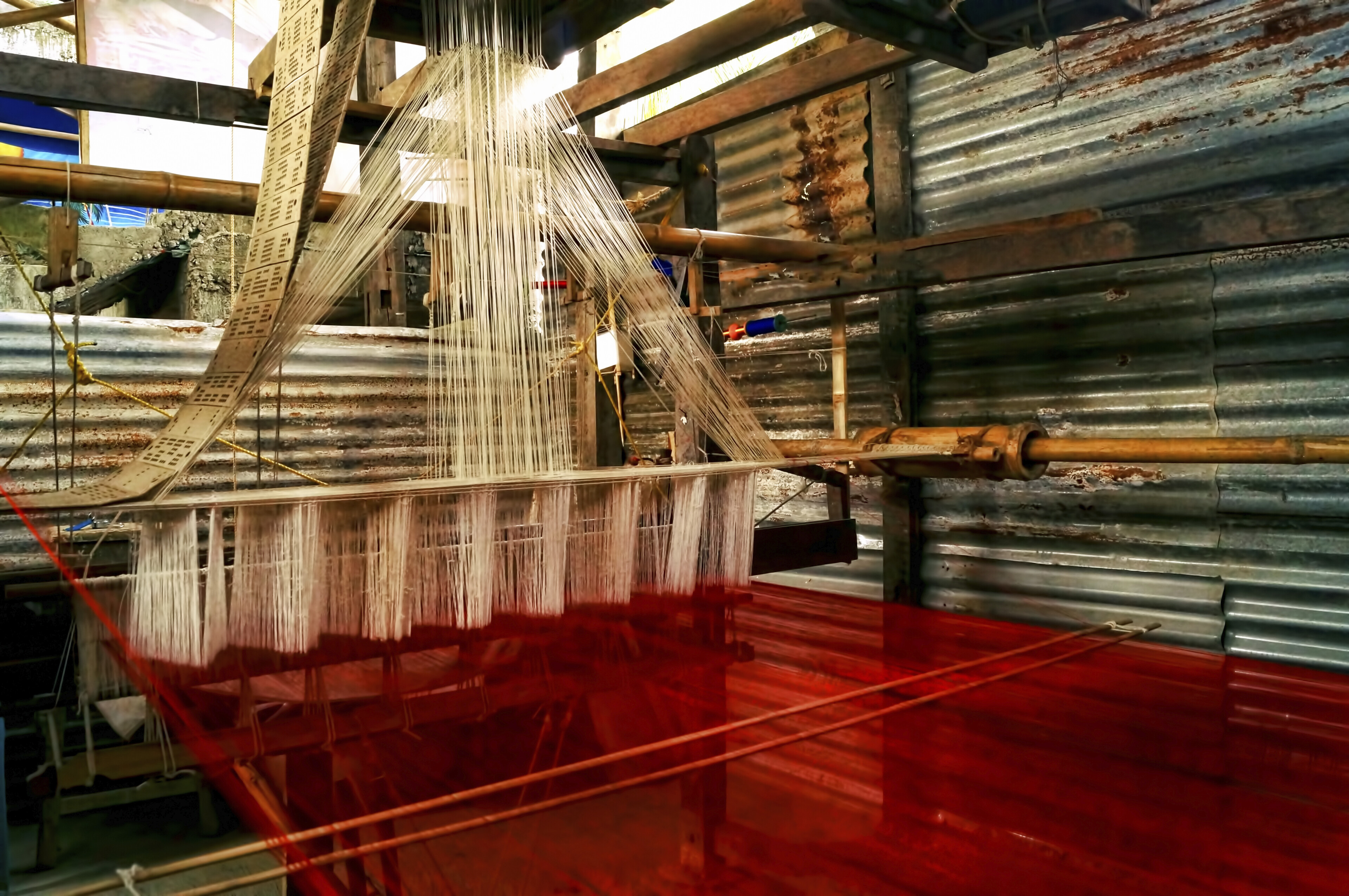 Weberei in Sualkuchi, Indien