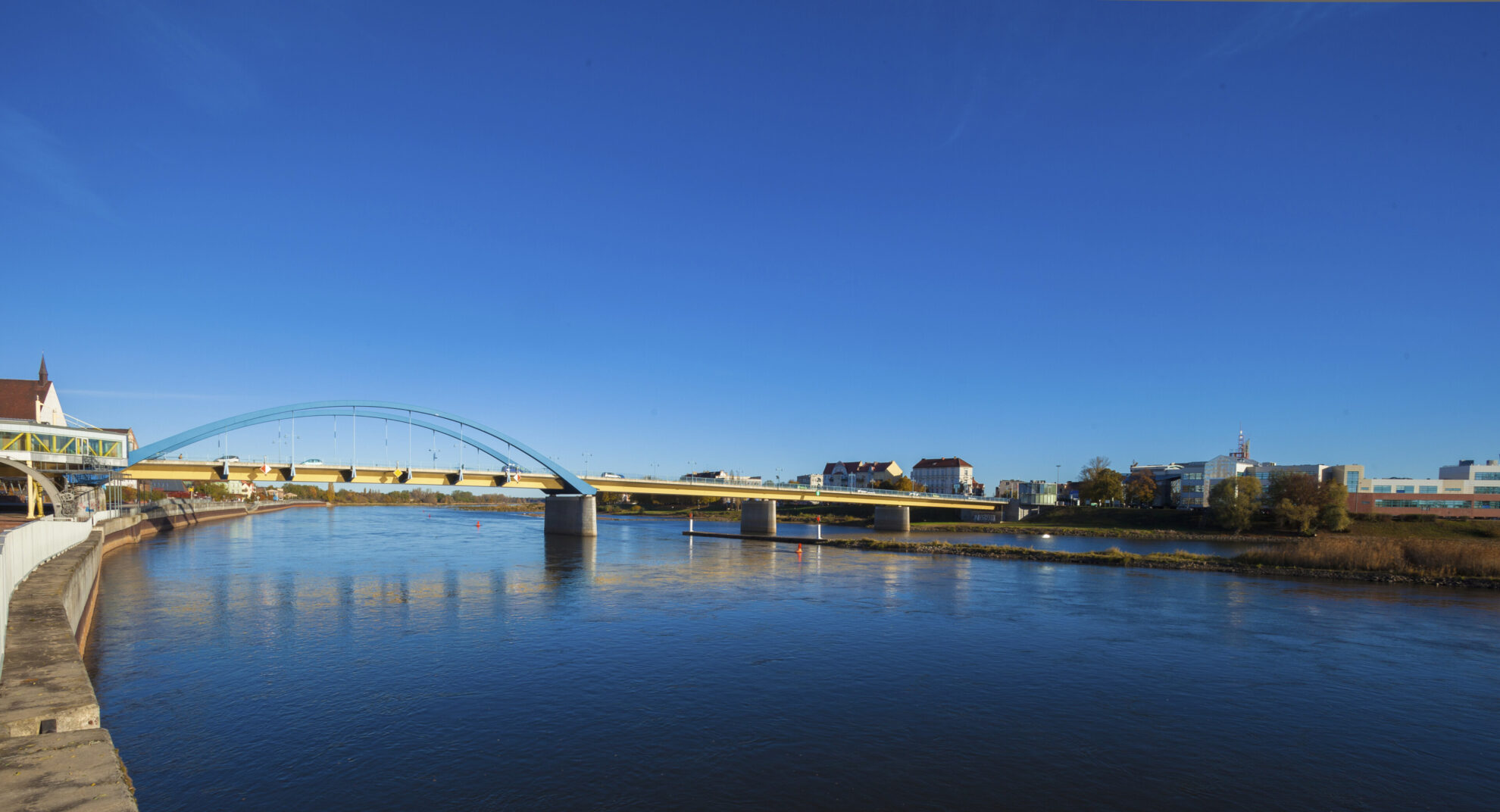 Bruecke in Frankfurt Oder, Deutschland
