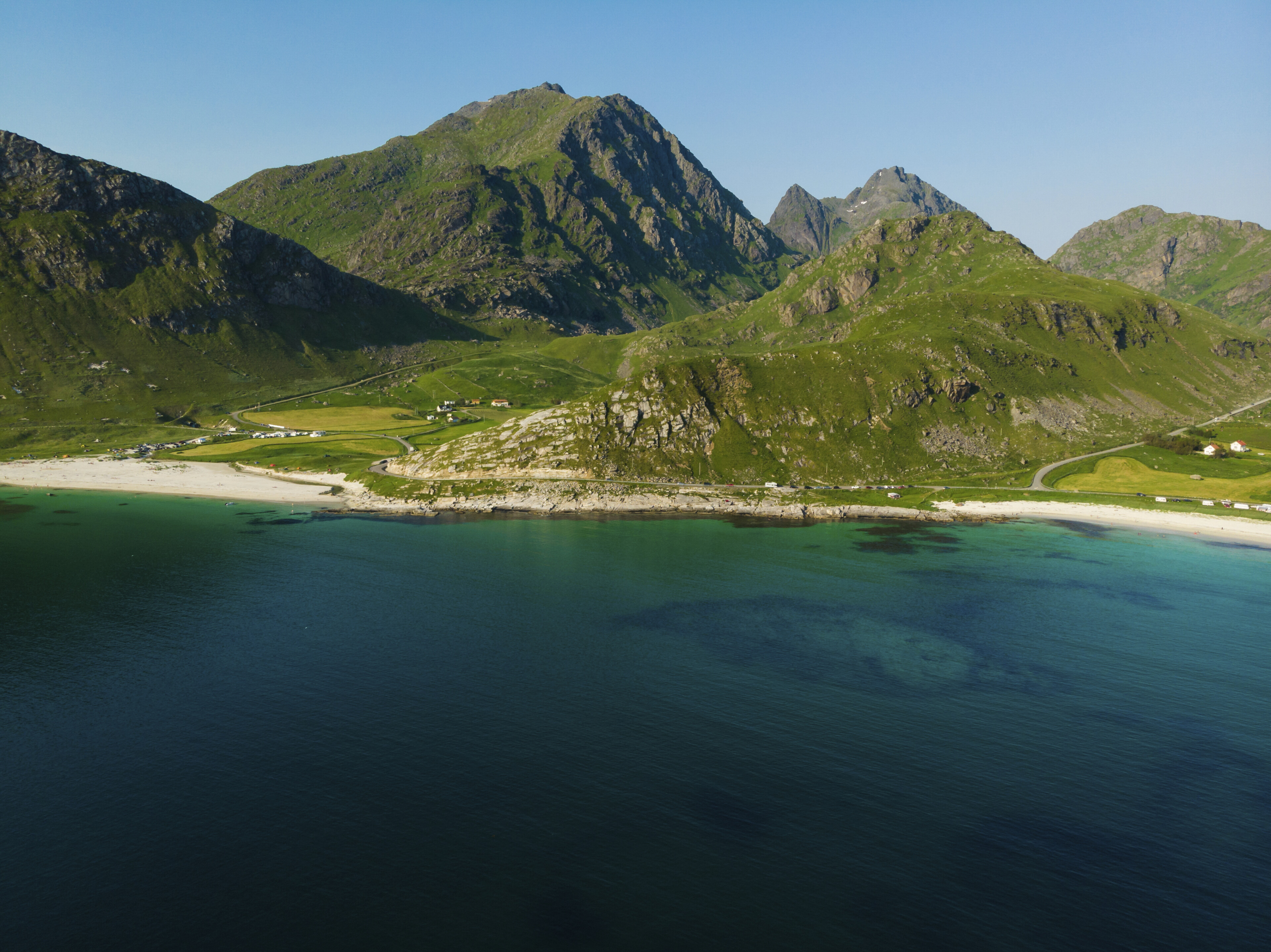 Malerische Bucht auf den Lofoten