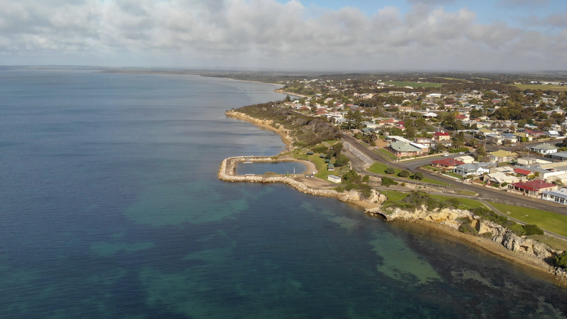 Luftaufnahme der Küste von Kingscote, Australien