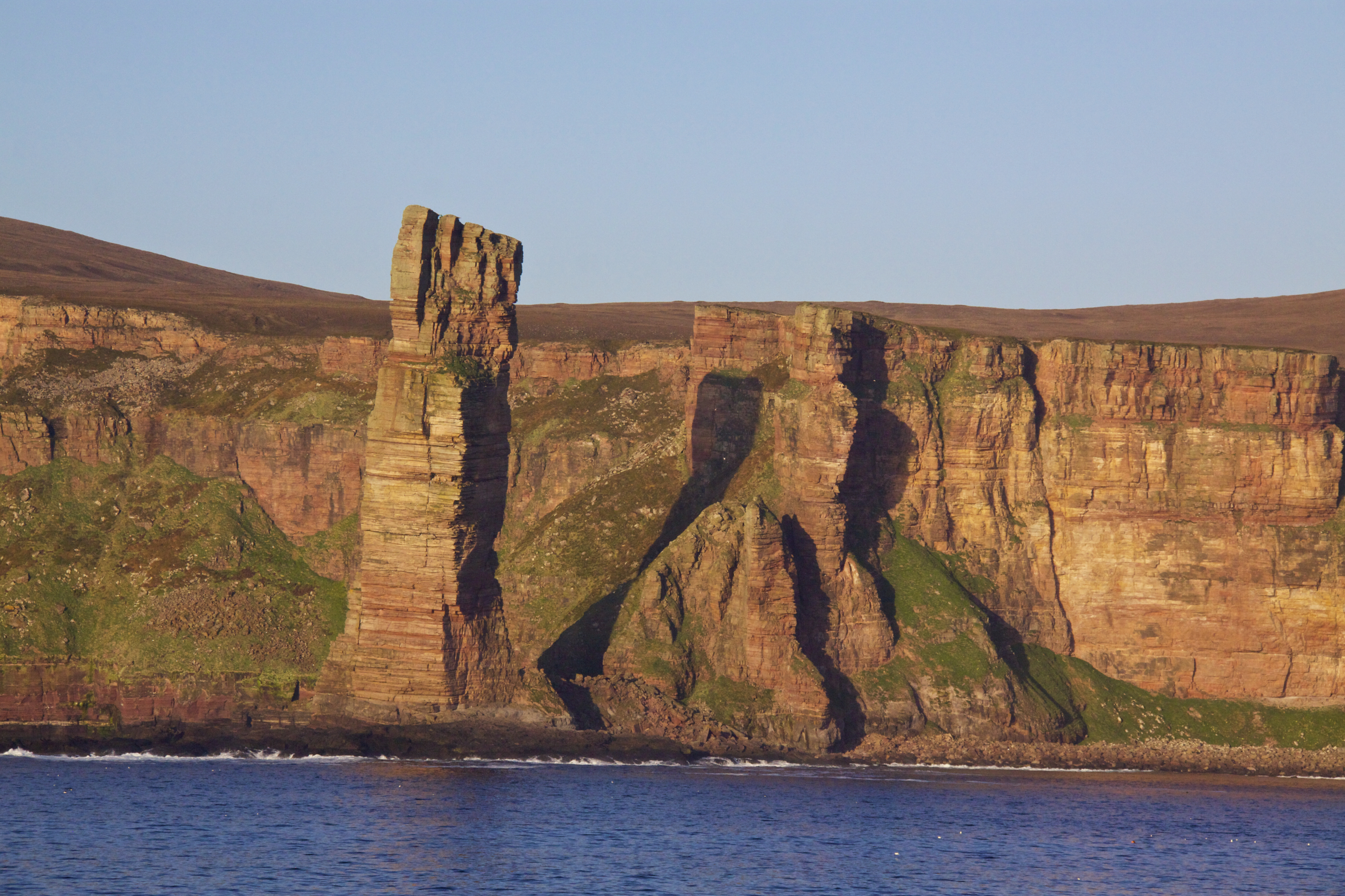Felsnadel bei den Orkneyinseln, Schottland