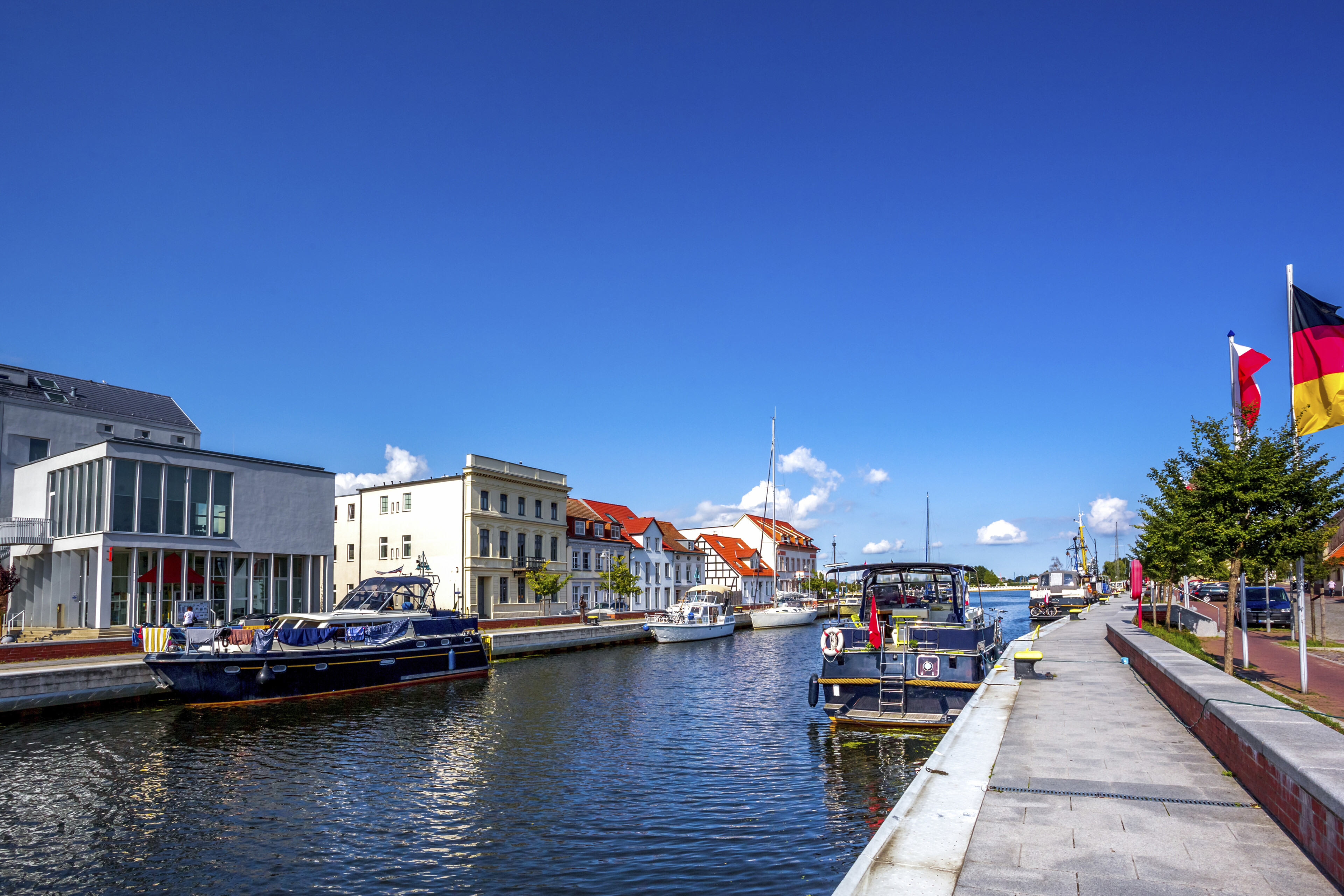 Fluss Uecker bei Ueckermünde, Deutschland
