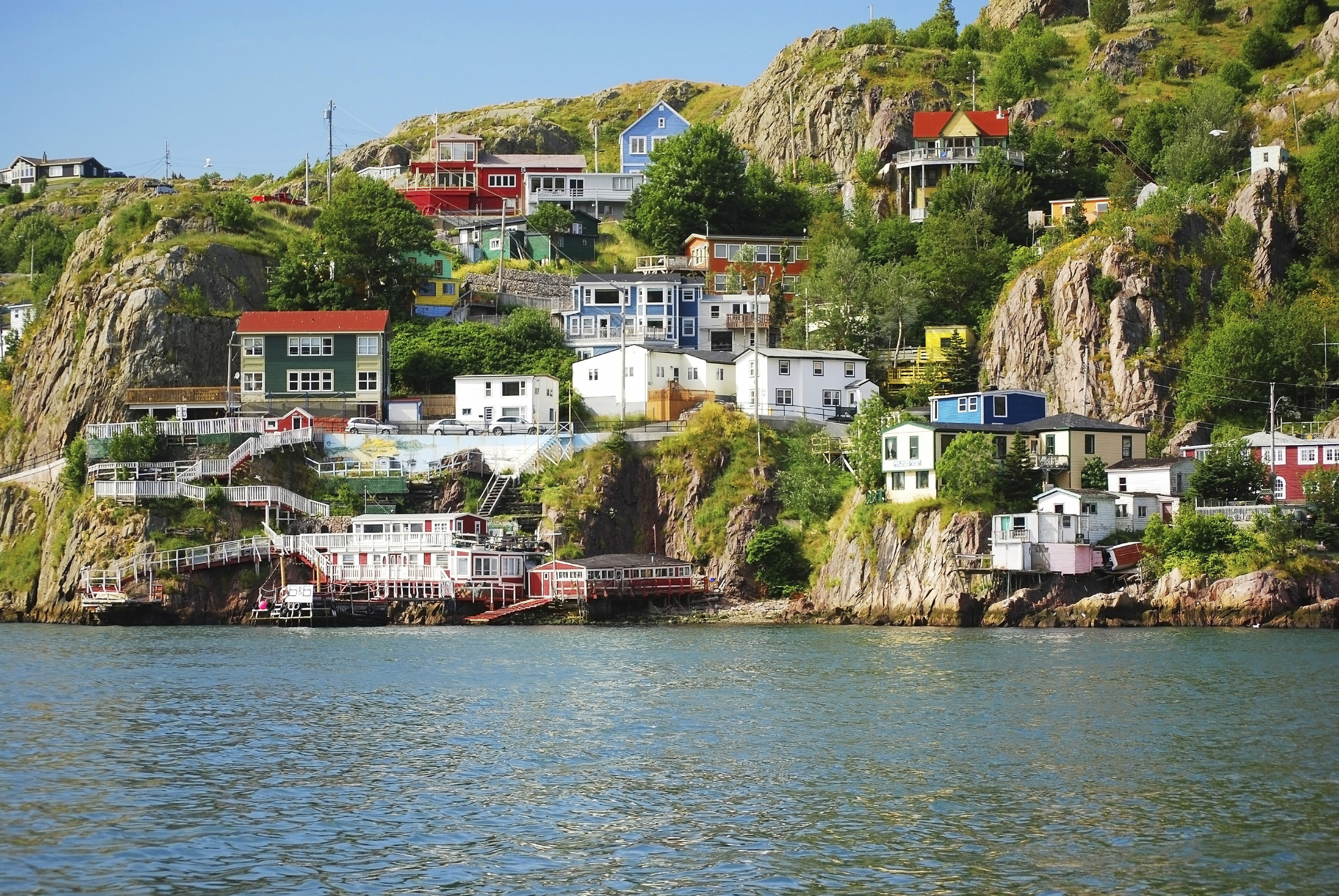 Bunte Häuser an der Küste von St. John's, kanada