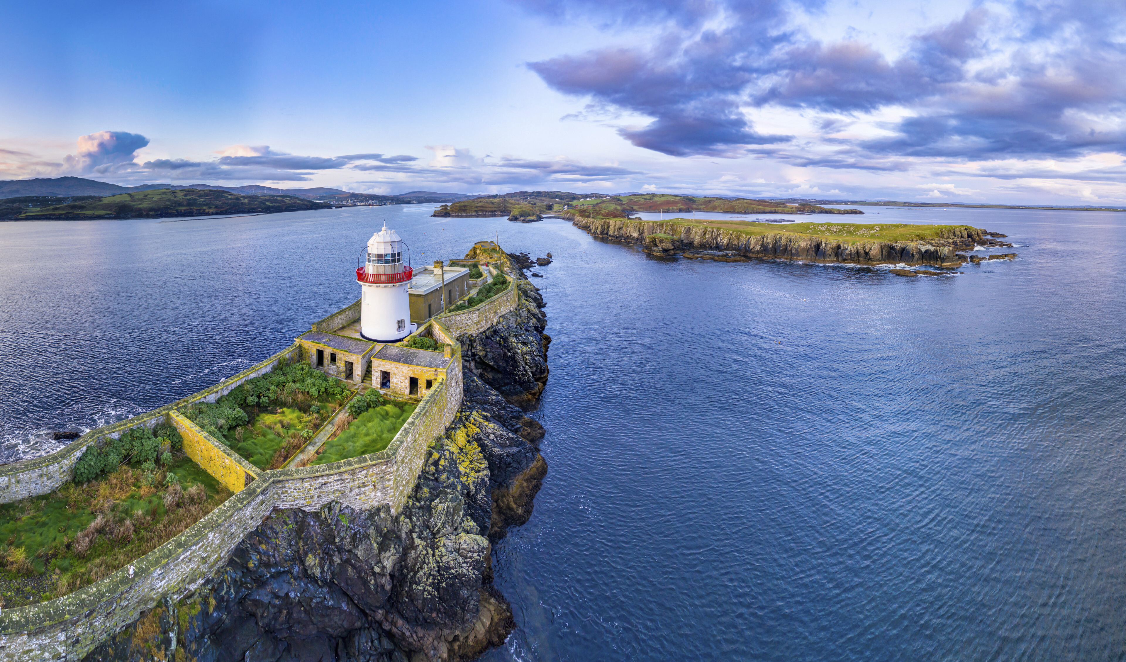 Leuchtturm auf Rotten Island, Irland