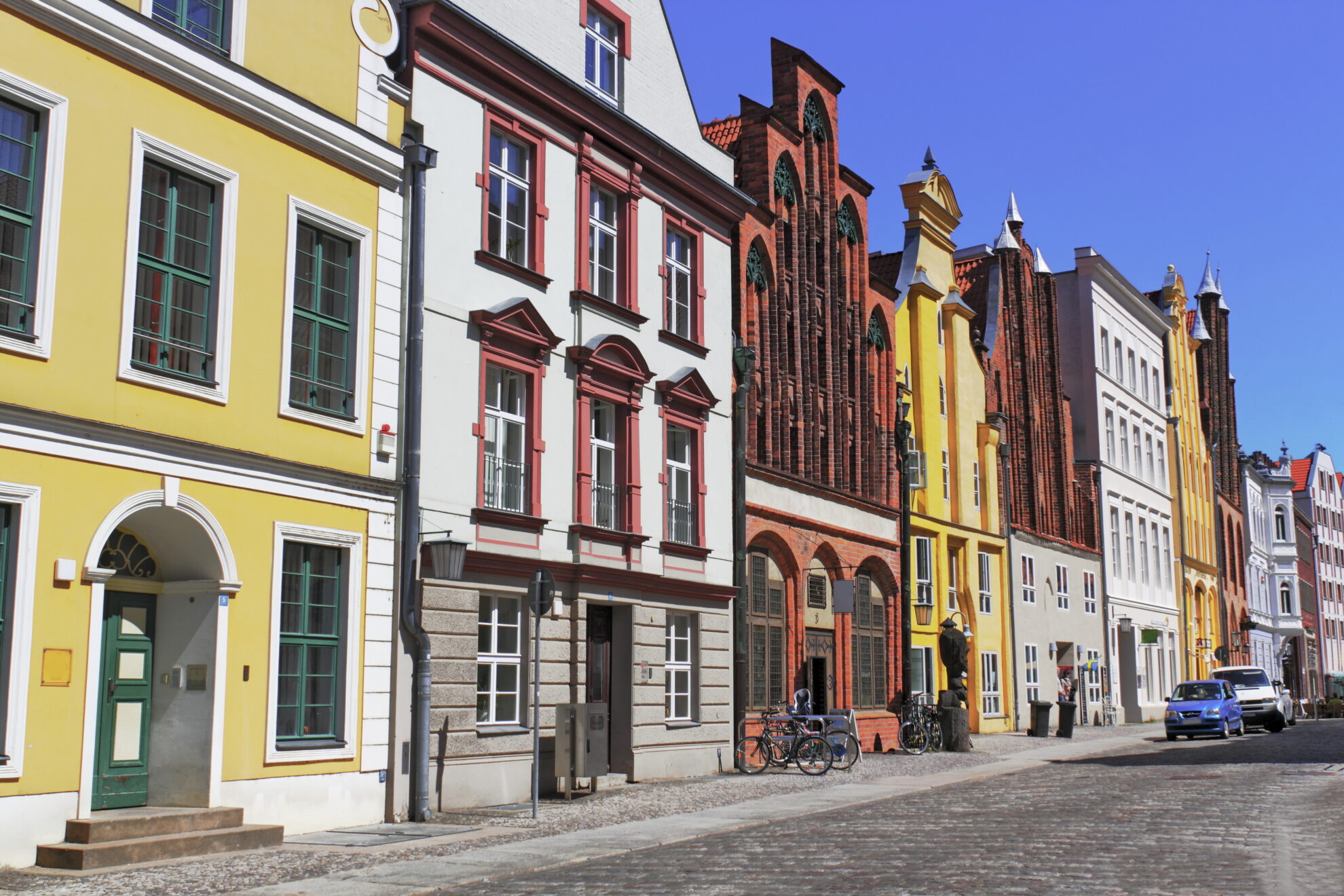Häuserreihe in Stralsund, Deutschland