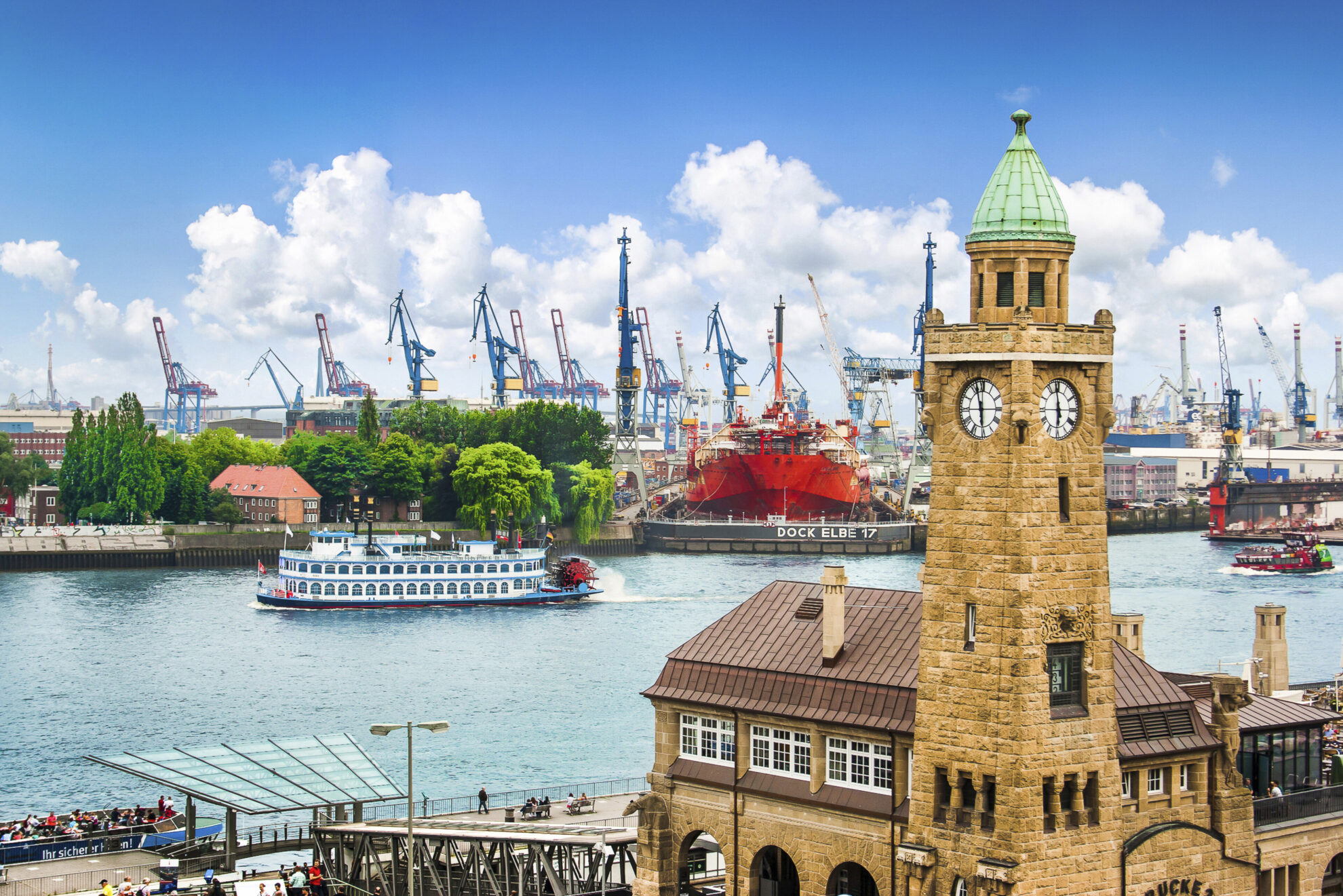 Pegelturm St.Pauli Landungsbruecke, Deutschland