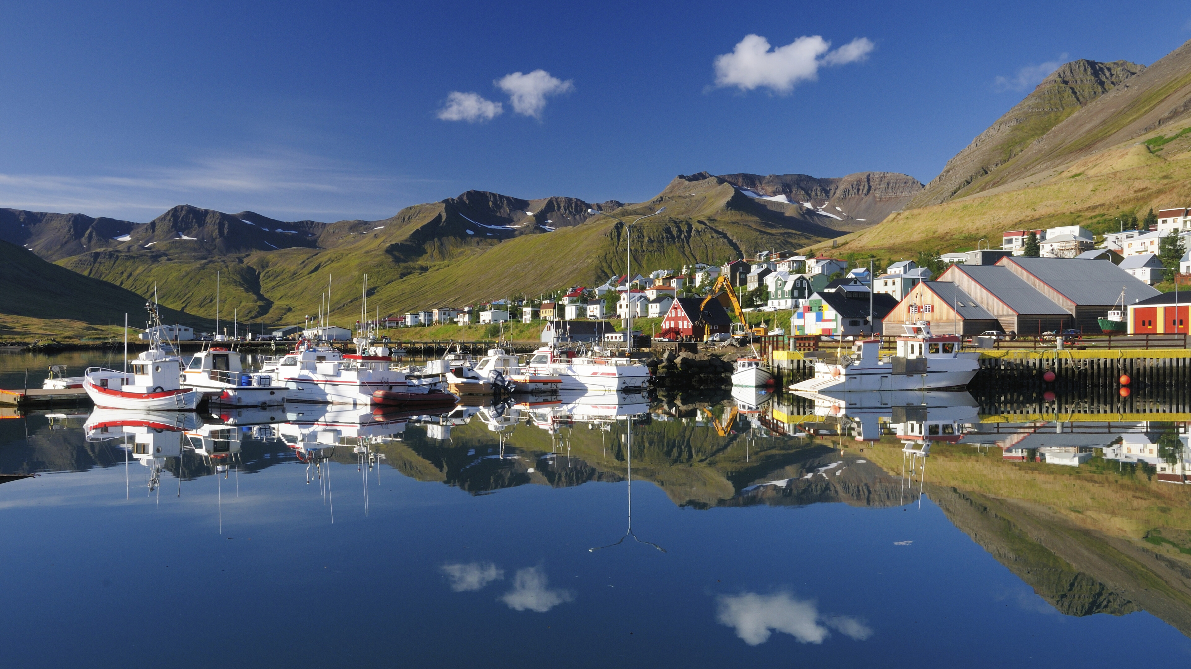 Hafen von Siglufjördur, Island
