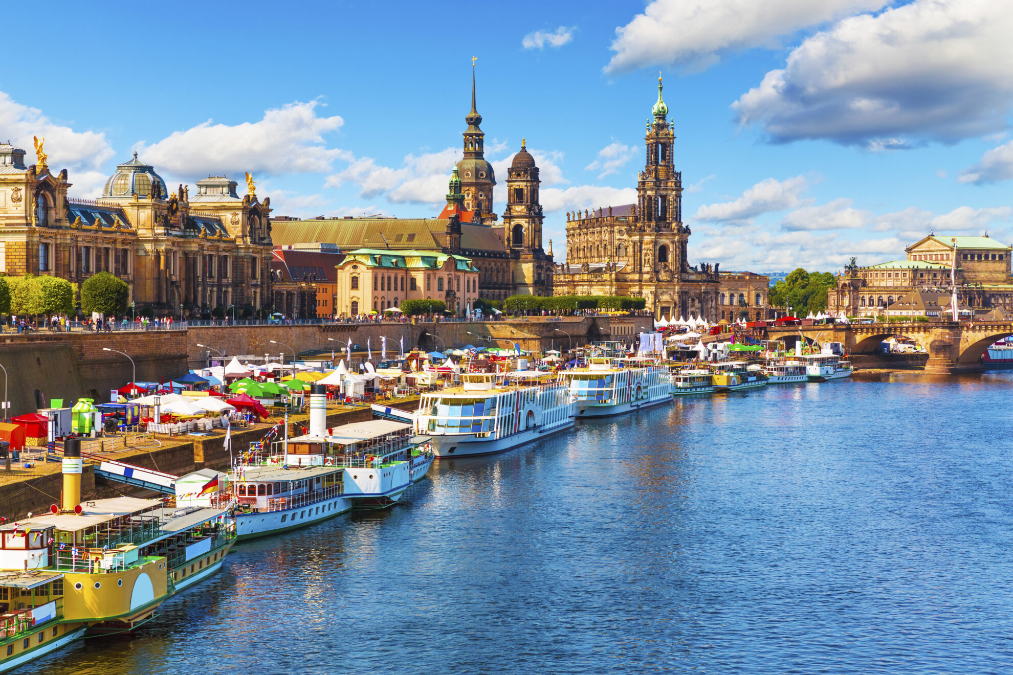 Uferpromenade in Dresden, Deutschland