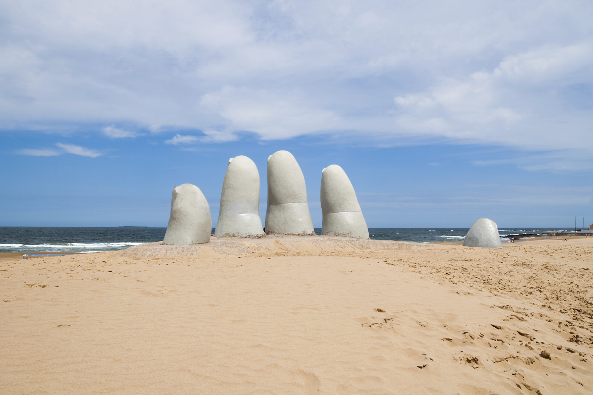 Hand Skulptur in Punta del Este, Uruguay