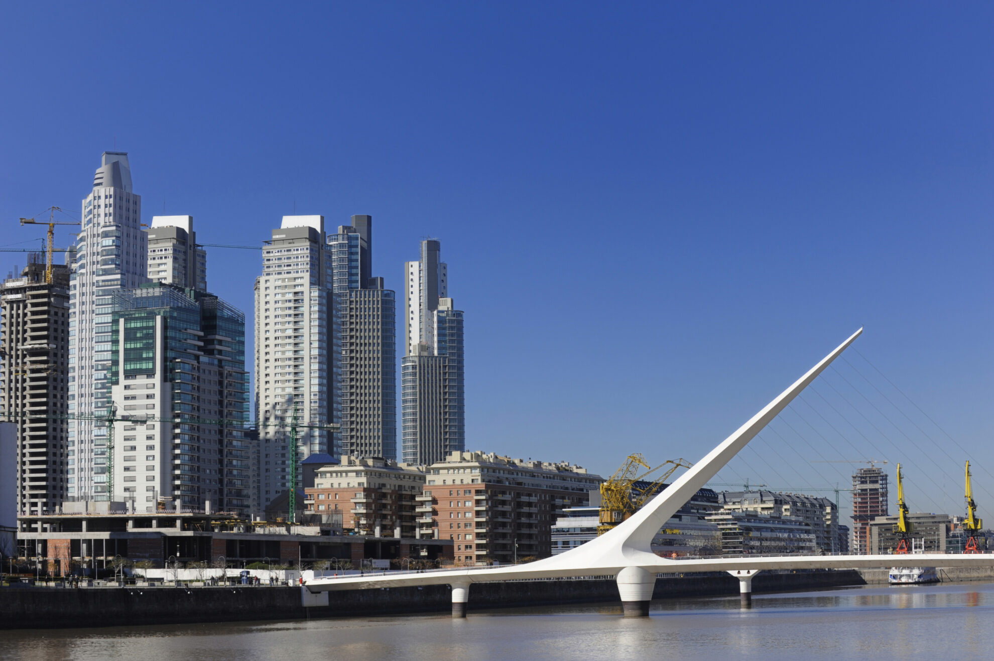 Skyline von Puerto Madero in Argentinien