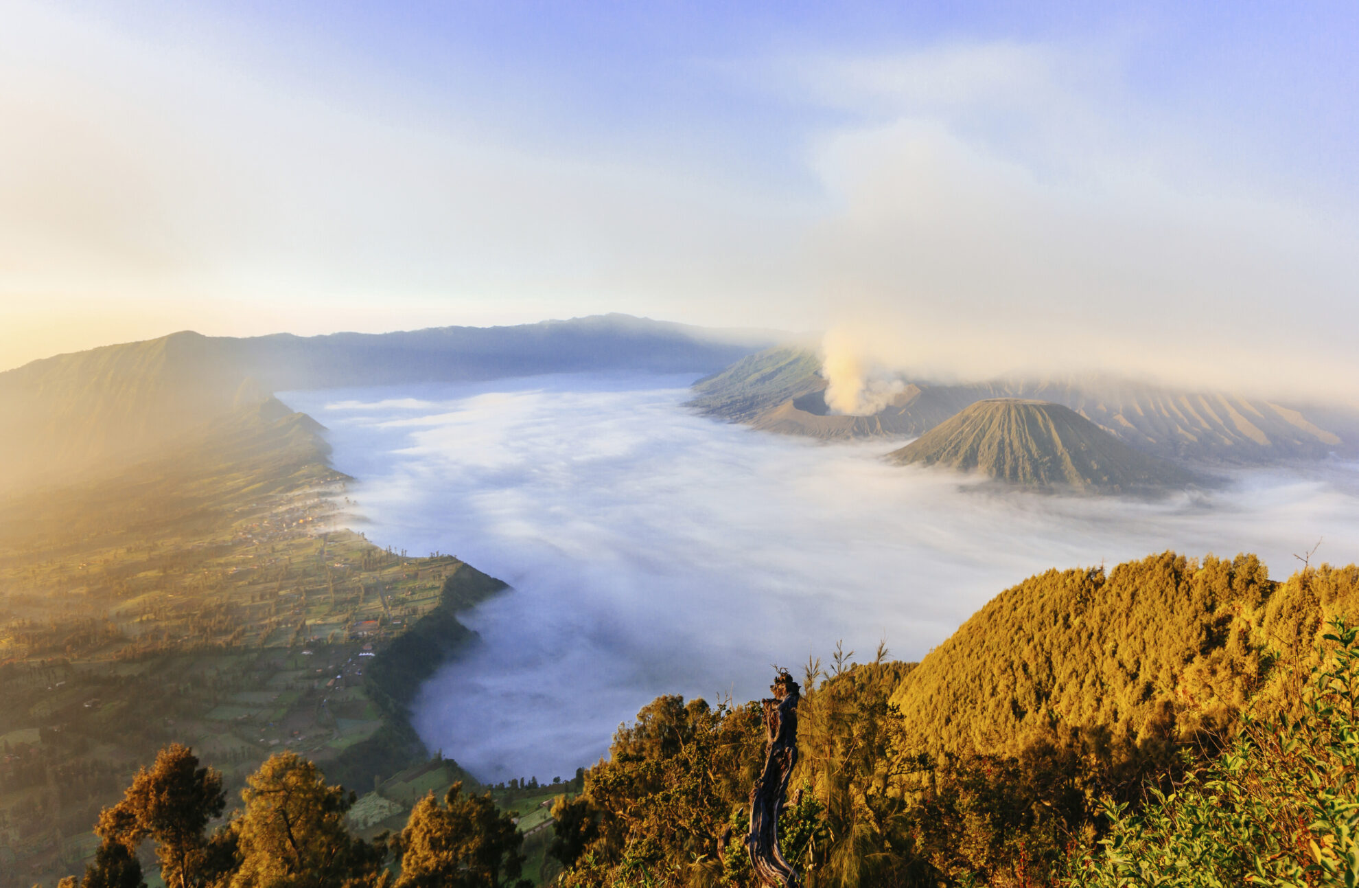 Vulkan Bromo auf der Insel Java, Indonesien