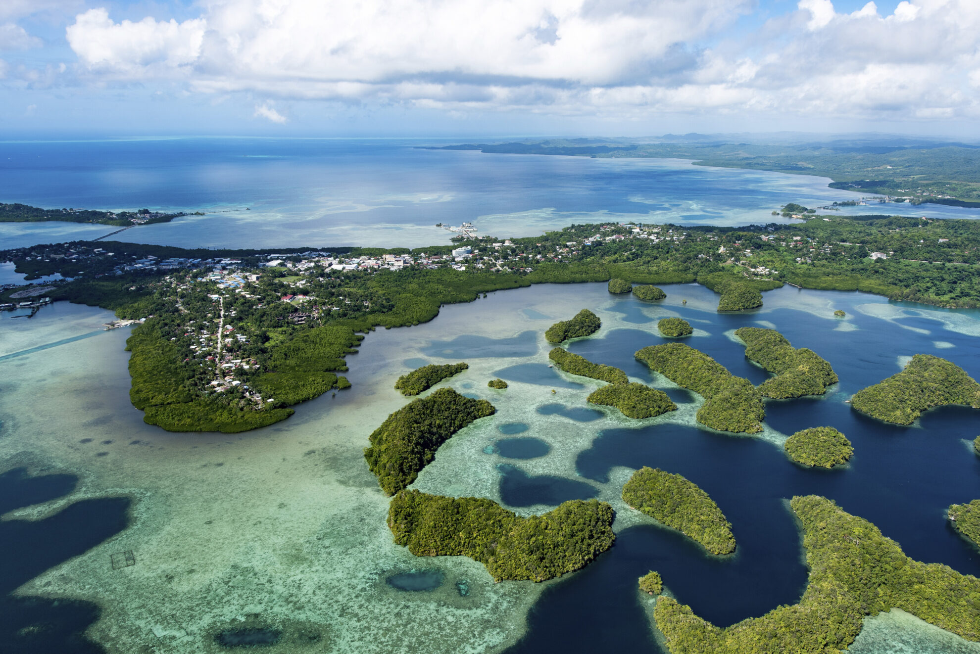 Die Insellandschaft von Koror, Palau