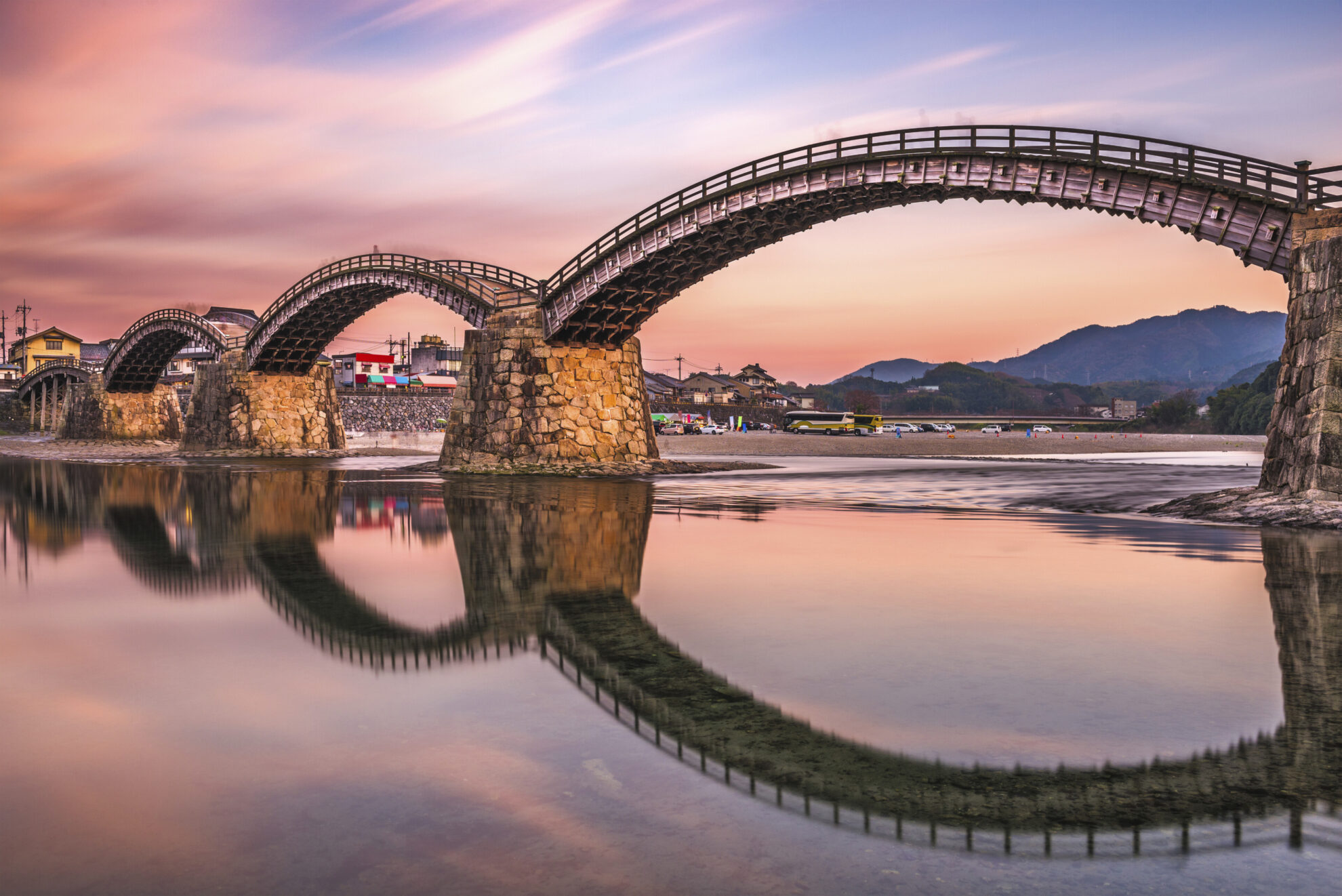 Kintai Brücke in Hiroshima während des Sonnenuntergangs, Japan