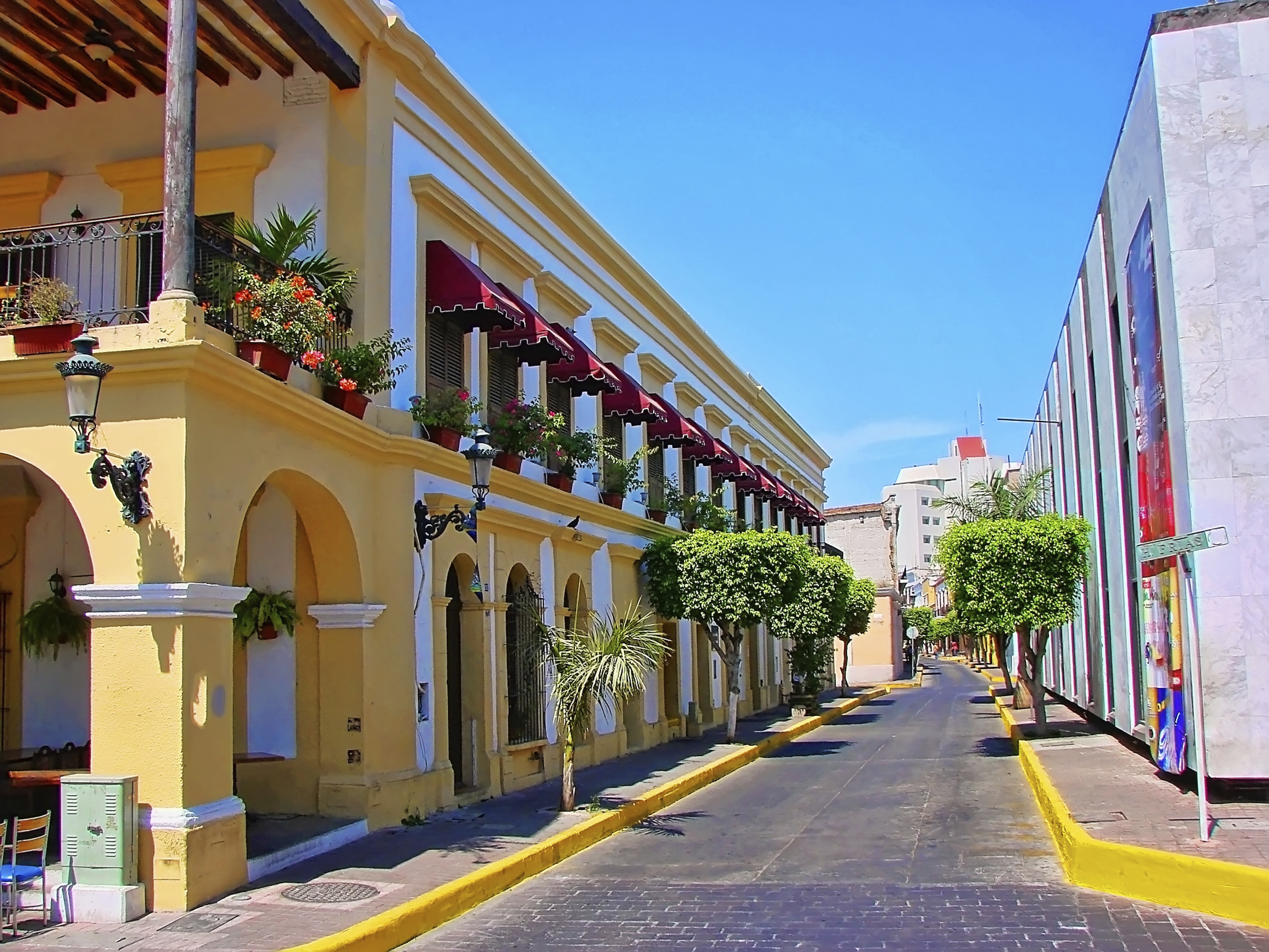 Bunte Häuser in Mazatlán, Mexiko