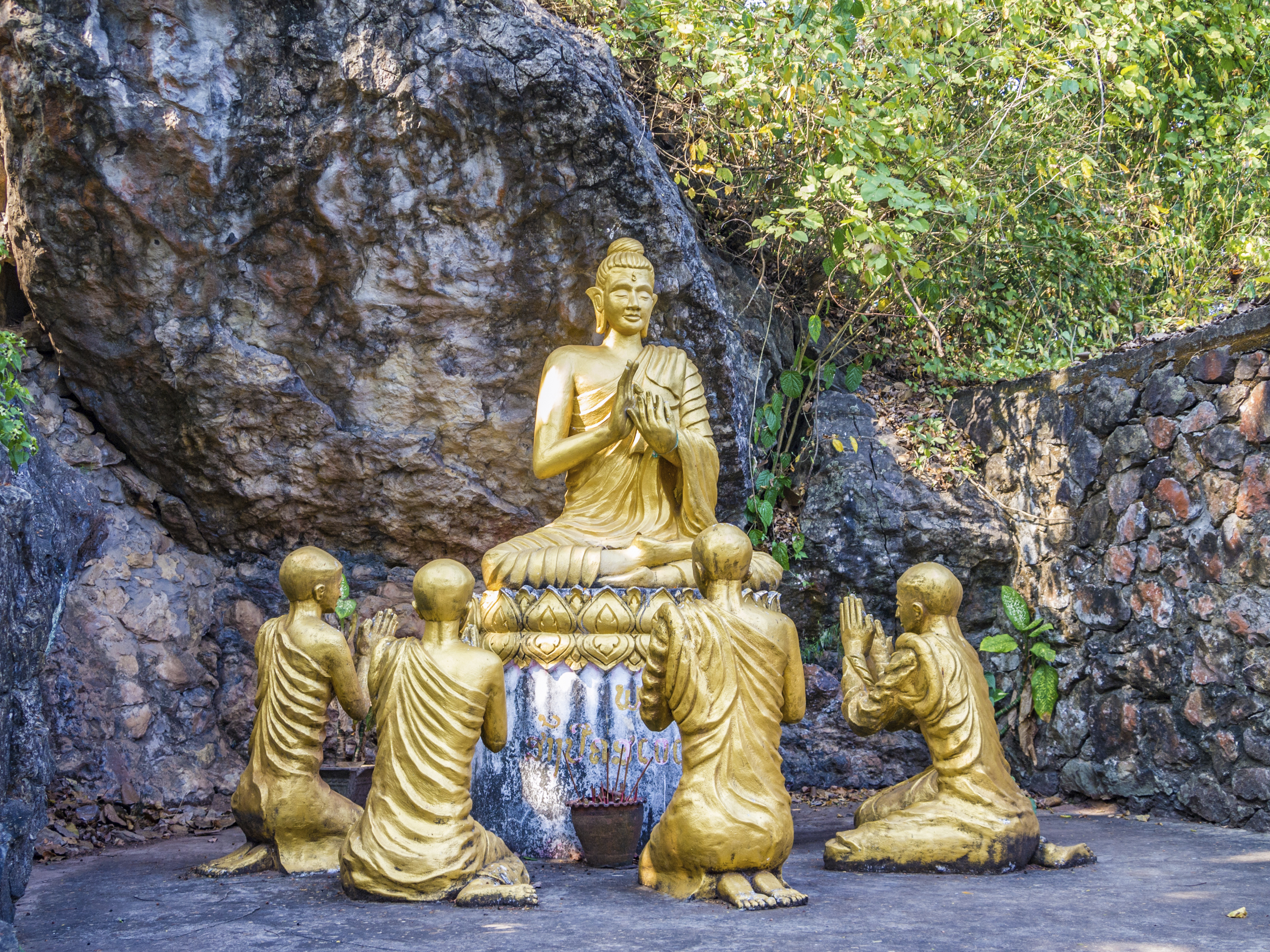 Buddha Statue auf Mount Phou Si, Laos