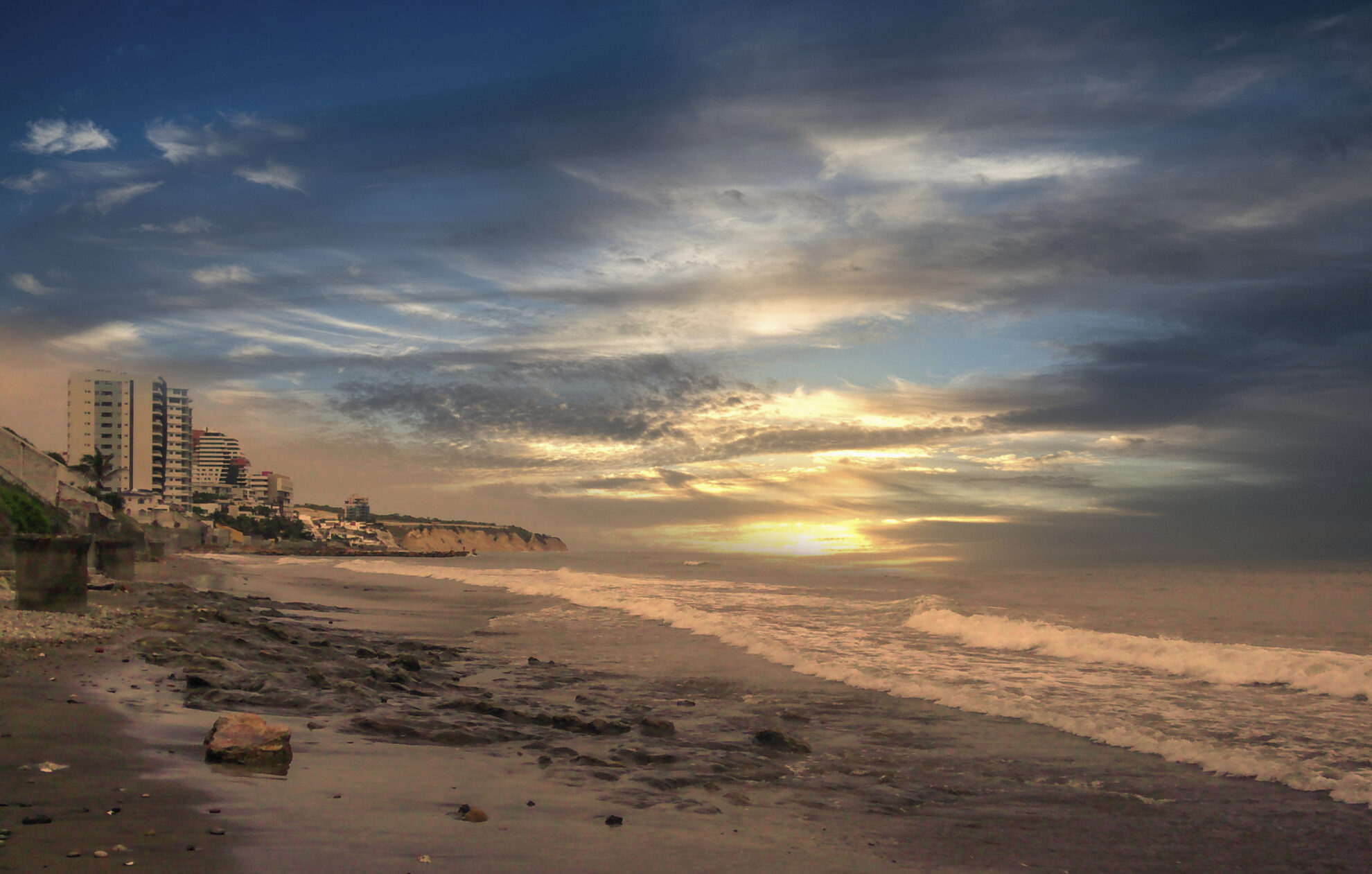 Murcielago Strand in Manta, Ecuador