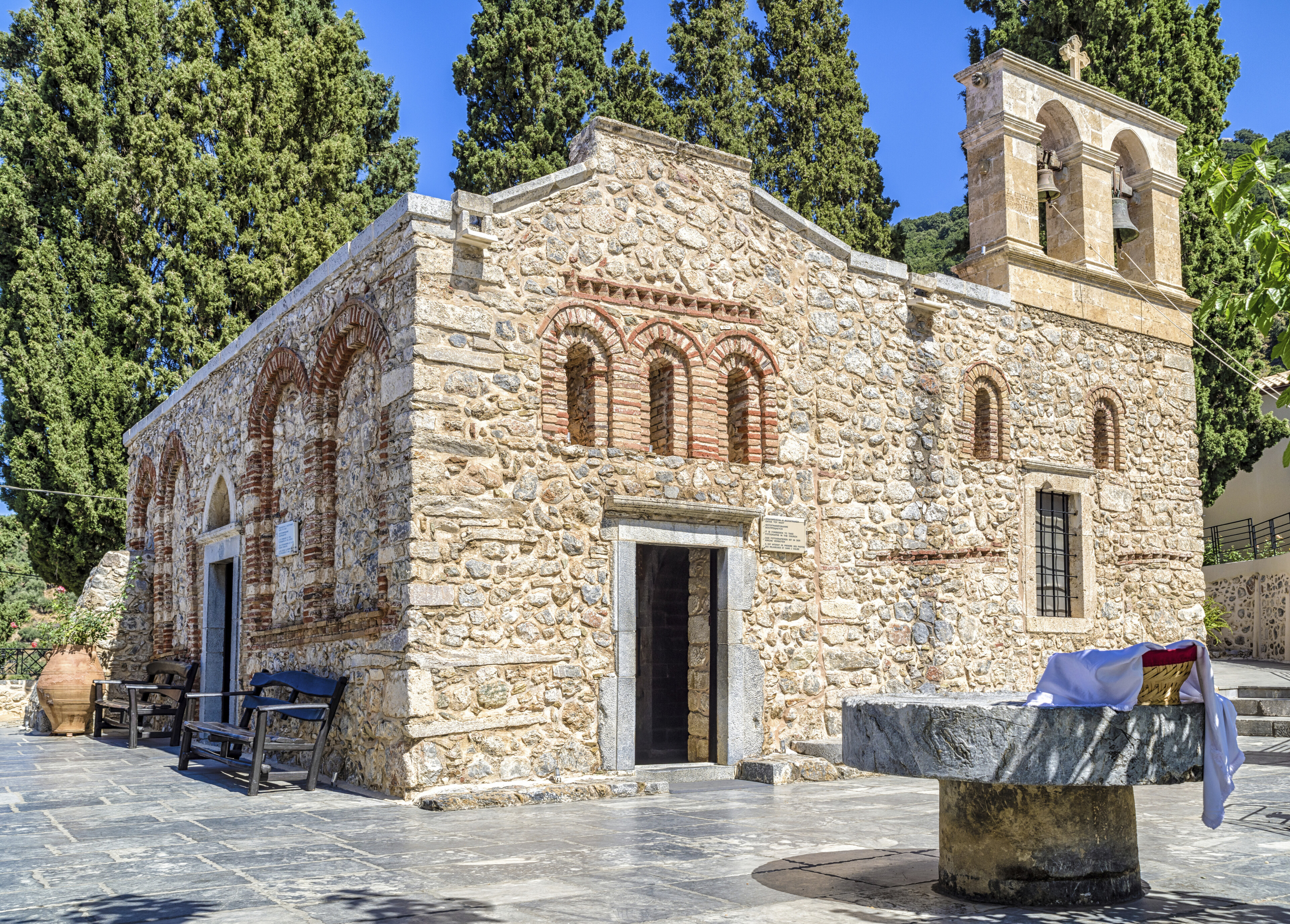 Kreta, Kloster Kera