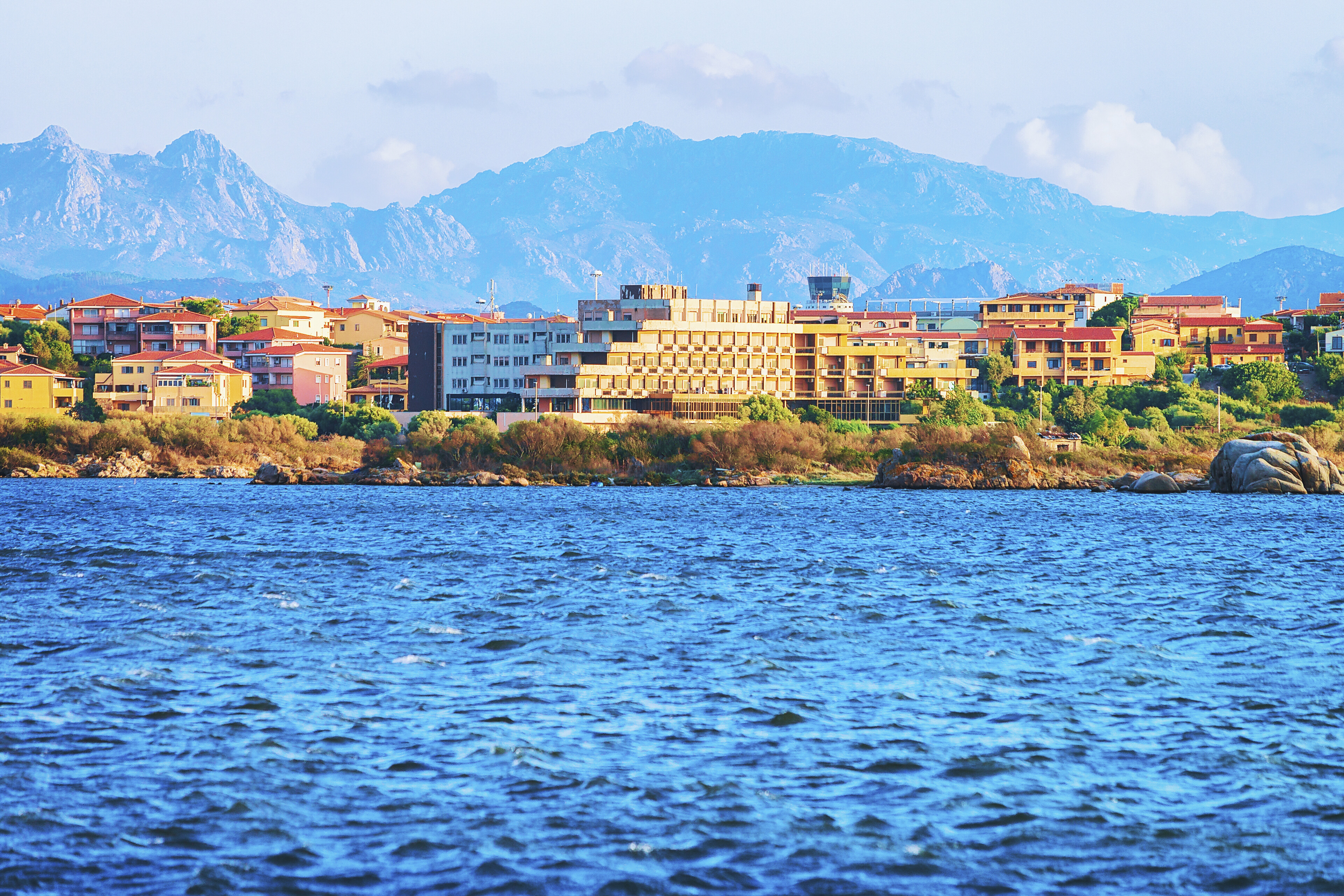 Stadtbild von Olbia auf Sardinien, Italien