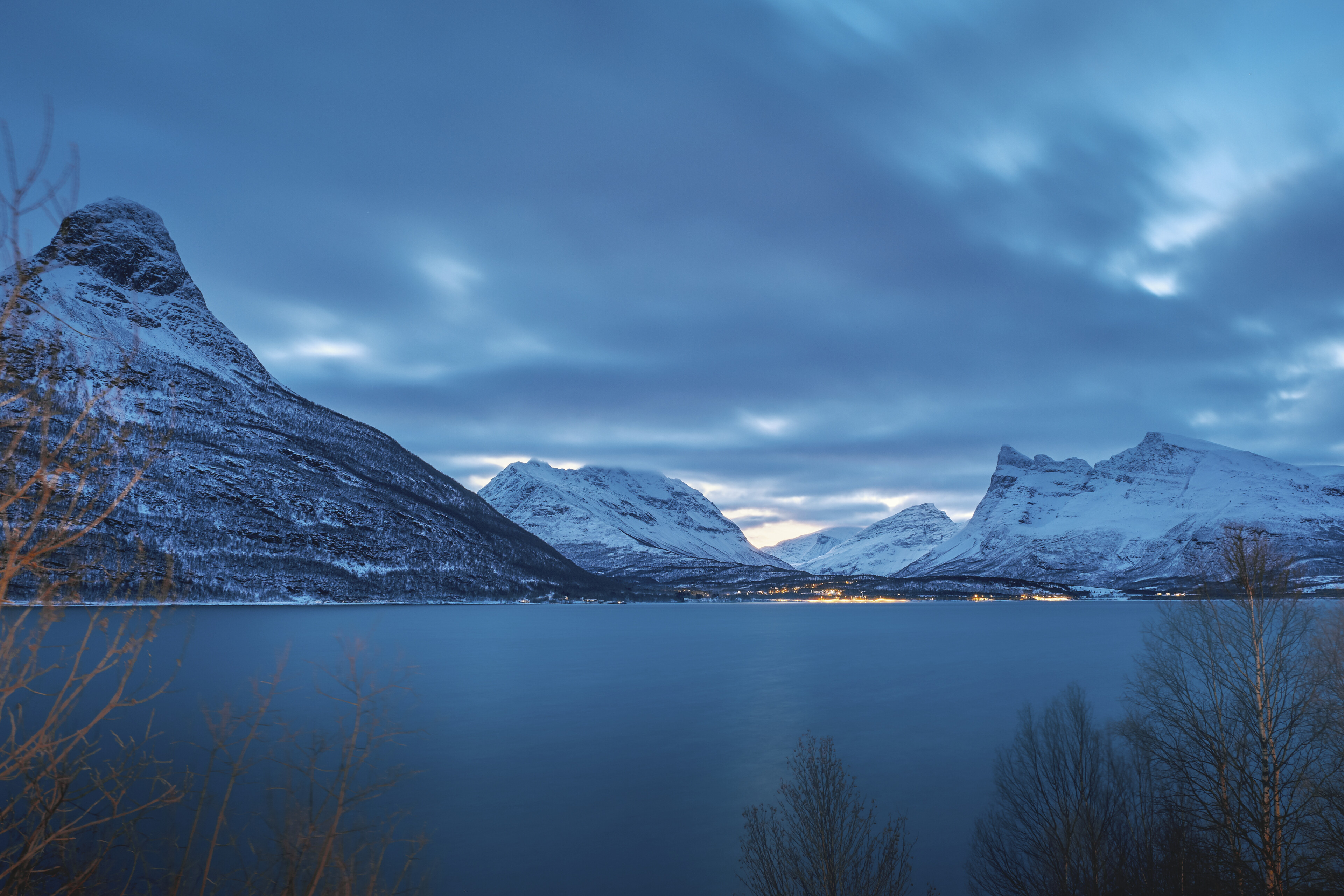 Aussicht auf einen Fjord vor Lyngseidet, Norwegen